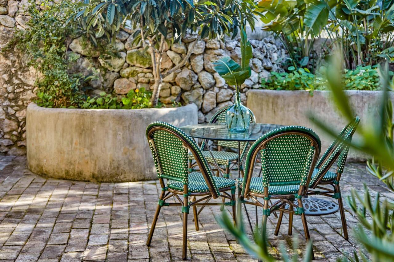 Sitges Hill Retreats-Masia Nur 22 Bedrooms Divided Over 9 Houses For Max 44 Guests Canyelles  Exterior foto